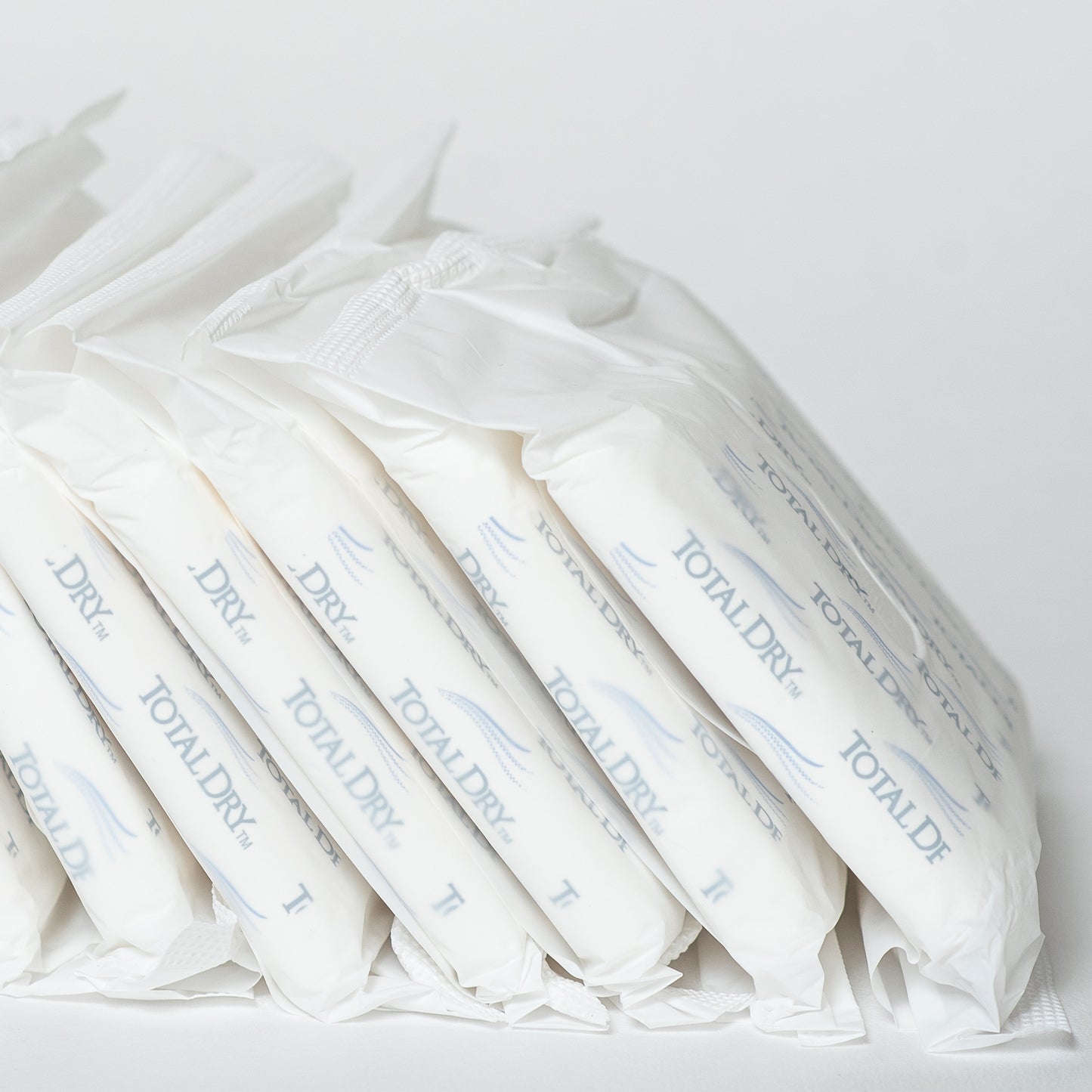 TotalDry Light Pads